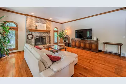 391 Dupahze Street, Naperville, IL 60565 - Photo 20