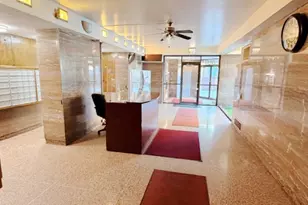 7337 S South Shore Dr, Chicago, IL 60649 - Photo 4