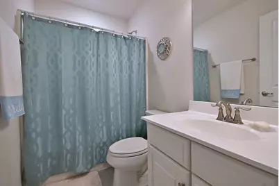 819 Glacial Falls Drive, Gilberts, IL 60136 - Photo 28