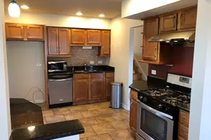 1674 Maple St, Des Plaines, IL 60018 - Photo 4