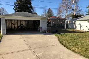 1674 Maple St, Des Plaines, IL 60018 - Photo 28