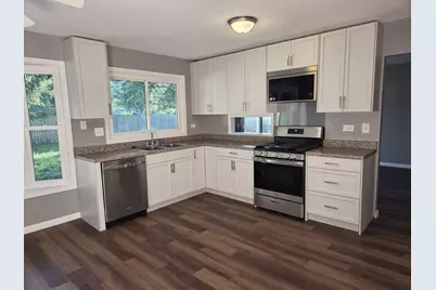 [Address not provided], Warrenville, IL 60555 - Photo 4