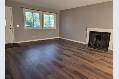 [Address not provided], Warrenville, IL 60555 - Photo 8