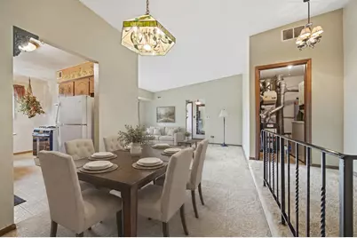 13935 Laramie Avenue #220, Crestwood, IL 60418 - Photo 4