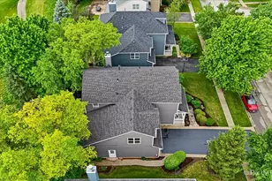 361 Oakmont Dr, Cary, IL 60013 - Photo 56