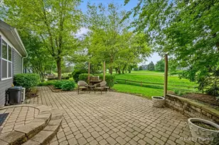 361 Oakmont Dr, Cary, IL 60013 - Photo 40