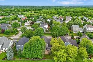361 Oakmont Dr, Cary, IL 60013 - Photo 52