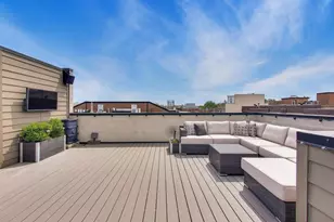 2136 W Belmont Ave, Chicago, IL 60618 - Photo 22