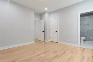 [Address not provided], Chicago, IL 60637 - Photo 16