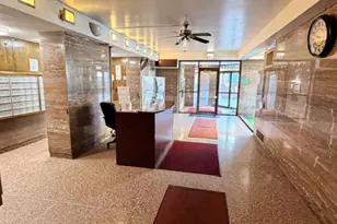 7337 S South Shore Dr, Chicago, IL 60649 - Photo 4