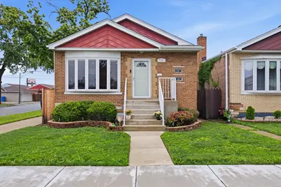 4801 S Lamon Avenue, Chicago, IL 60638 - Photo 1