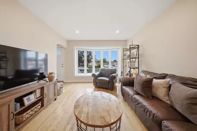 4801 S Lamon Avenue, Chicago, IL 60638 - Photo 2