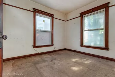 11808 S Emerald Avenue, Chicago, IL 60628 - Photo 16