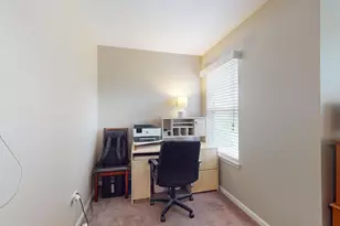 684 Huntington Dr, Carol Stream, IL 60188 - Photo 20