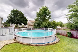 684 Huntington Dr, Carol Stream, IL 60188 - Photo 30