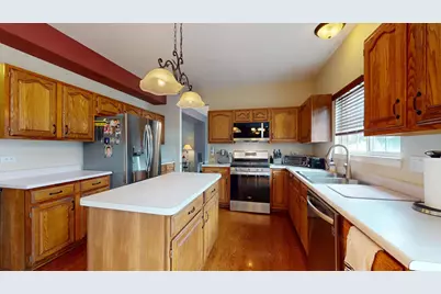 684 Huntington Drive, Carol Stream, IL 60188 - Photo 10