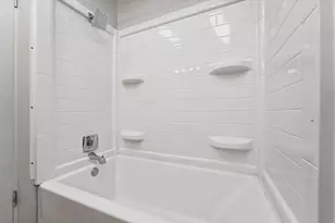 2736 E 127th St, Chicago, IL 60633 - Photo 12