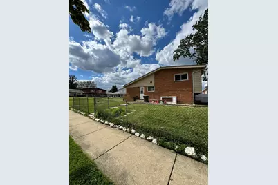 7030 W Carol Avenue, Niles, IL 60714 - Photo 4