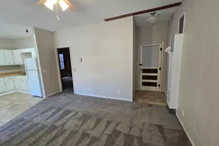 208 S Main St, Wauconda, IL 60084 - Photo 2