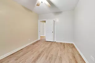 6446 N Claremont Ave, Chicago, IL 60645 - Photo 16