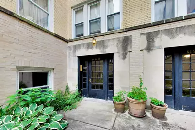 6446 N Claremont Avenue #G, Chicago, IL 60645 - Photo 2