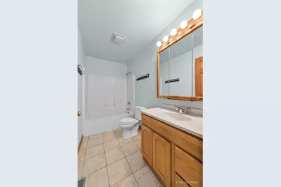 5214 Parkview Drive, McCullom Lake, IL 60050 - Photo 14