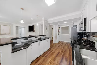 9601 S Karlov Avenue #101, Oak Lawn, IL 60453 - Photo 12