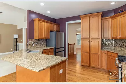 662 Omaha Drive, Yorkville, IL 60560 - Photo 12