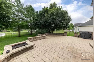 662 Omaha Dr, Yorkville, IL 60560 - Photo 40