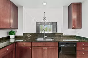 310 E Church St, Libertyville, IL 60048 - Photo 8