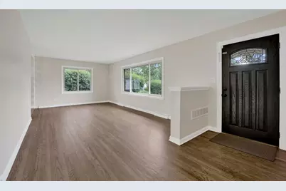 33298 N Eastwood Road, Grayslake, IL 60030 - Photo 4