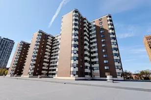 7337 S South Shore Dr, Chicago, IL 60649 - Photo 8