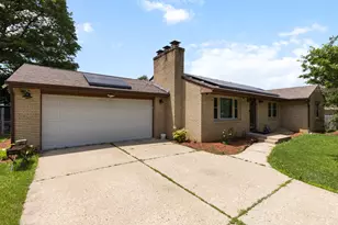 320 Dawn Ave, Rockford, IL 61107 - Photo 1