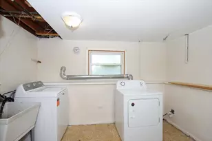 883 Hastings Ln, Hanover Park, IL 60133 - Photo 24