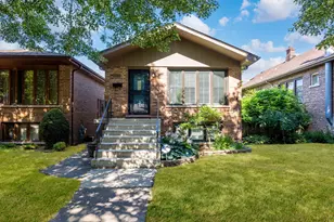 11134 S Sawyer Ave, Chicago, IL 60655 - Photo 1