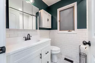 11134 S Sawyer Ave, Chicago, IL 60655 - Photo 8