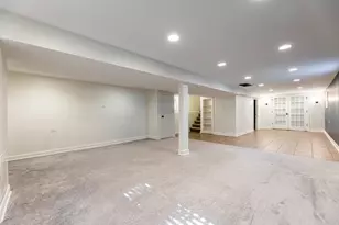 11134 S Sawyer Ave, Chicago, IL 60655 - Photo 14