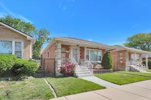 2344 E 83rd St, Chicago, IL 60617 - Photo 1
