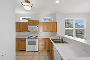 12245 Songbird Ln, Huntley, IL 60142 - Photo 10