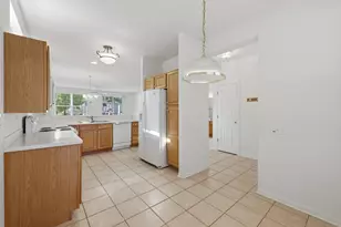 12245 Songbird Ln, Huntley, IL 60142 - Photo 4