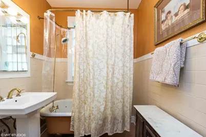 3255 N Kildare Avenue, Chicago, IL 60641 - Photo 8