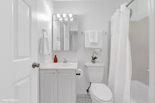 2415 N Janssen Ave, Chicago, IL 60614 - Photo 22