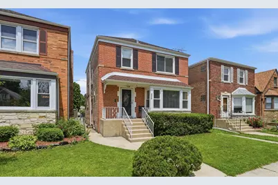 2924 W Jerome Street, Chicago, IL 60645 - Photo 2