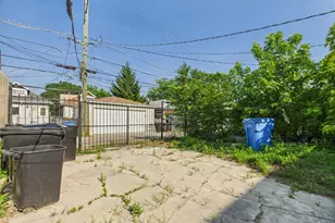 8551 S Ashland Ave, Chicago, IL 60620 - Photo 18