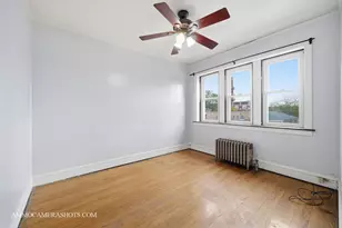 2045 W Farragut Ave, Chicago, IL 60625 - Photo 22