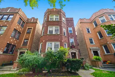 2045 W Farragut Avenue #3, Chicago, IL 60625 - Photo 1