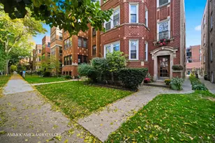2045 W Farragut Ave, Chicago, IL 60625 - Photo 4
