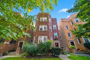 2045 W Farragut Ave, Chicago, IL 60625 - Photo 2