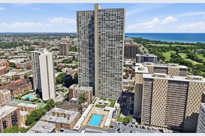 655 W Irving Park Road #2704, Chicago, IL 60613 - Photo 26