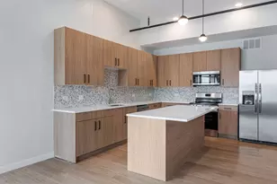 805 N Milwaukee Ave, Chicago, IL 60642 - Photo 6